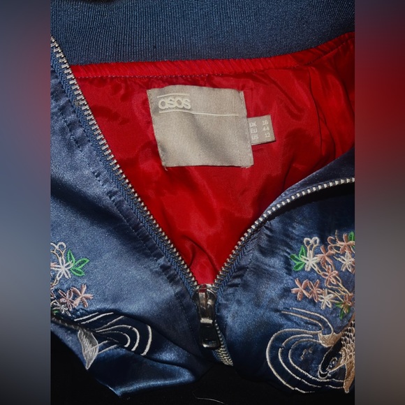 Vintage ASOS embroidered Koi fish bomber - Picture 3 of 6